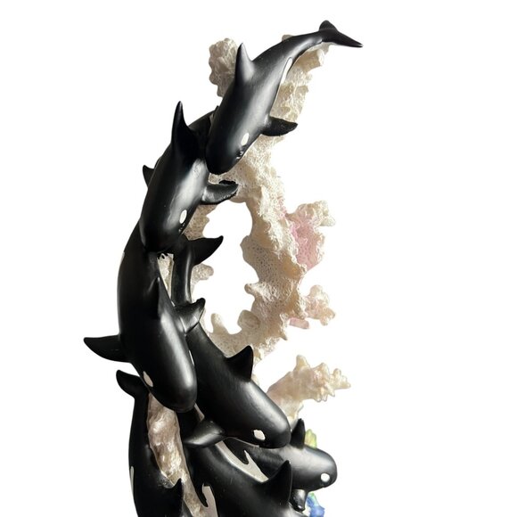 Vintage Seaworld Family Of Orca Whales Shamu On‎ White Coral 10" Ceramic Statue - Picture 9 of 16